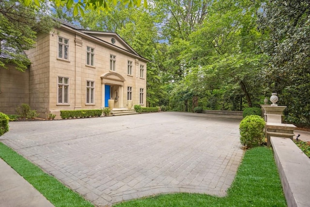 view of front of house