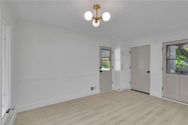 4717 Westhampton Dr, Tucker, GA 30084 - foyer featuring wood finished floors and baseboards