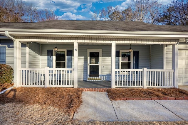 view of front facade with a porch