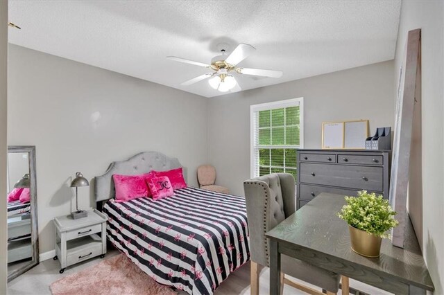 261 Venture Path, Hiram, GA 30141 - kitchen with stainless steel appliances, light wood-type flooring, white cabinetry, and light countertops