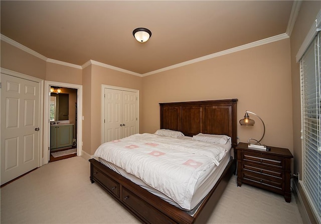 bedroom featuring crown molding, a closet, baseboards, and light colored carpet