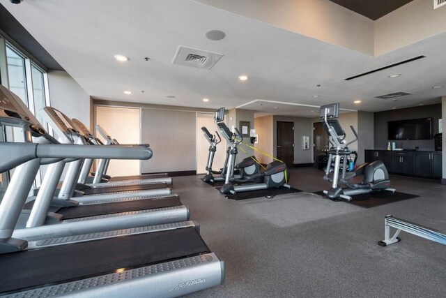 855 Peachtree St NE Unit 2706, Atlanta, GA 30308 - gym with visible vents and recessed lighting