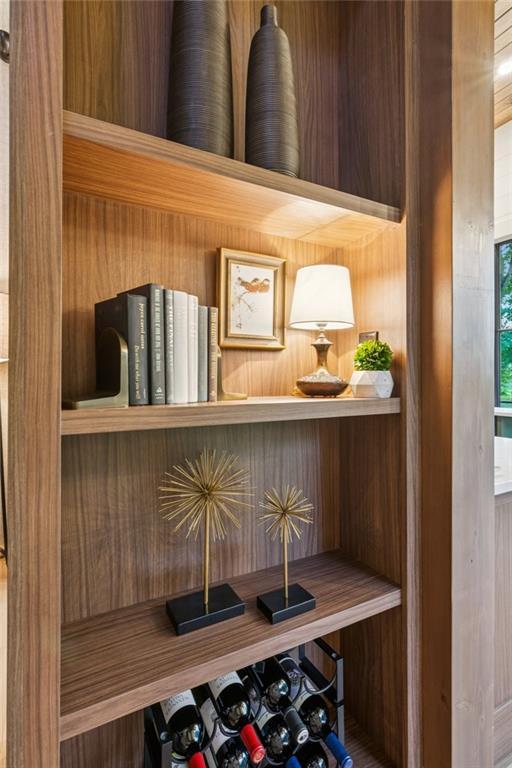 150 Trinity Farm Dr, Canton, GA 30115 - detailed view of wood walls