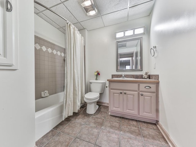 full bathroom with baseboards, vanity, toilet, and shower / tub combo with curtain