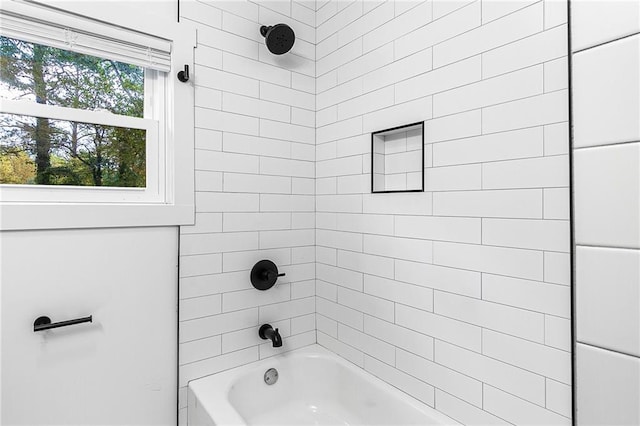 578 Cedar Ave, Atlanta, GA 30318 - bathroom featuring bathtub / shower combination