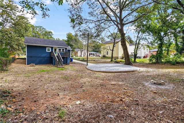 578 Cedar Ave, Atlanta, GA 30318 - view of yard with stairs