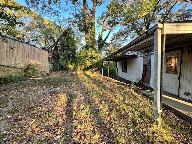 view of yard featuring fence