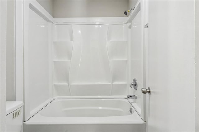 4322 Idlewood Ln, Tucker, GA 30084 - full bathroom with tub / shower combination and toilet