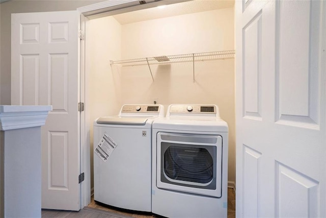 2709 Heathrow Dr, Lawrenceville, GA 30043 - washroom with washer and dryer