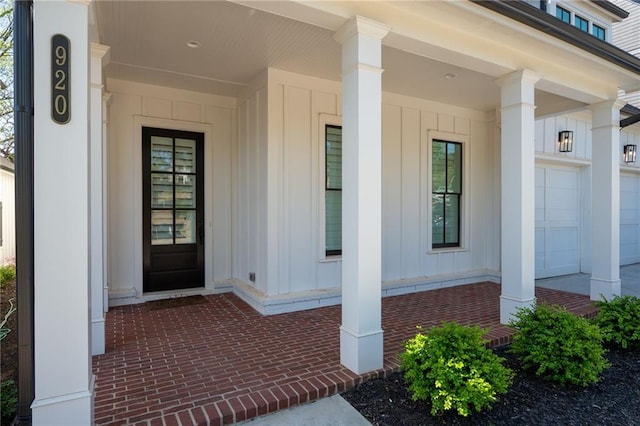 920 Wemberley Ln, Marietta, GA 30064 - property entrance with board and batten siding and a porch