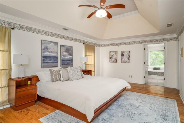 6040 Neely Farm Dr, Peachtree Corners, GA 30092 - full bath featuring a stall shower, a sink, and visible vents