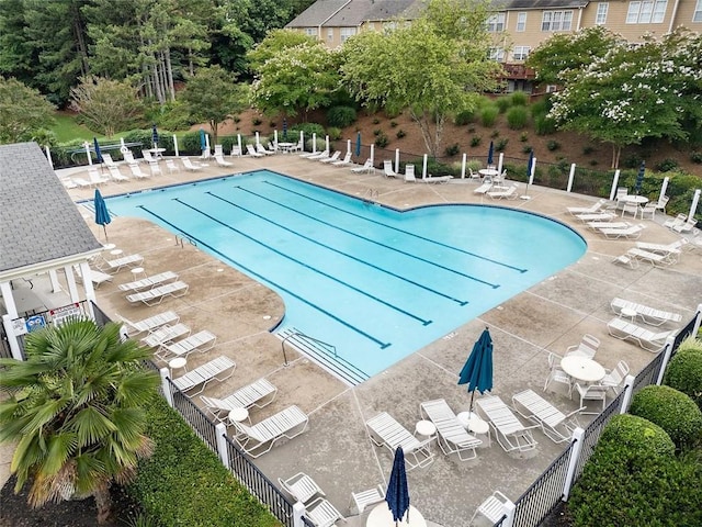 4855 Payson Ter SE Unit 3, Atlanta, GA 30339 - community pool with a patio area