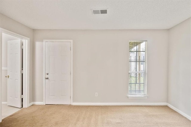 946 Redan Trce, Stone Mountain, GA 30088