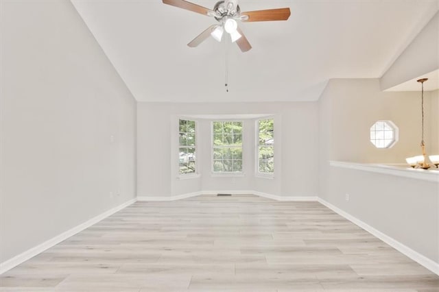 946 Redan Trce, Stone Mountain, GA 30088