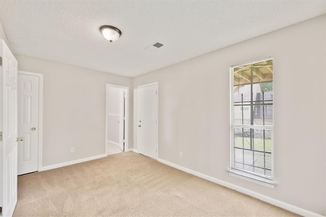 946 Redan Trce, Stone Mountain, GA 30088