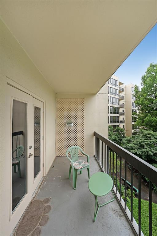 1800 Clairmont Lk Unit 313, Decatur, GA 30033 - view of balcony