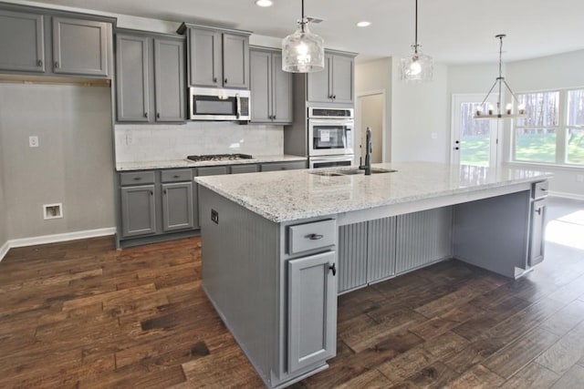 238 Linford Dr, Locust Grove, GA 30248 - kitchen featuring gray cabinetry, stainless steel appliances, a sink, recessed lighting, and dark wood-style flooring