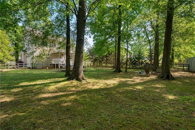 view of yard featuring fence