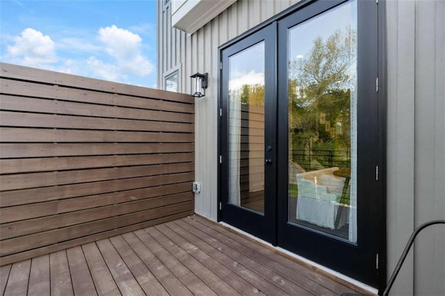 2328 Mason Dr, Atlanta, GA 30316 - view of wooden deck