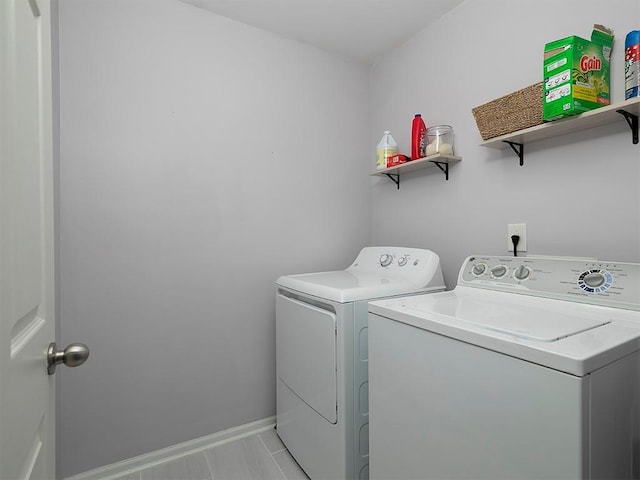 1535 Justine Way SE, Mableton, GA 30126 - washroom featuring washing machine and clothes dryer and baseboards
