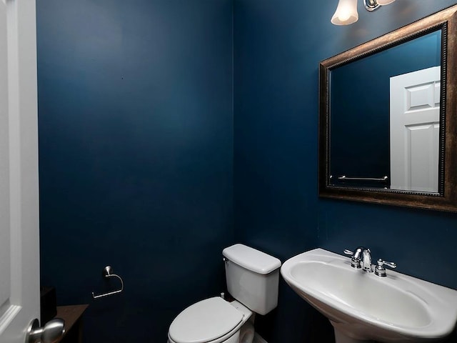 1535 Justine Way SE, Mableton, GA 30126 - half bath featuring a sink and toilet