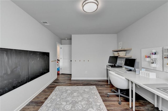 5215 Wheeler Run Dr, Auburn, GA 30011 - office space with wood finished floors and baseboards