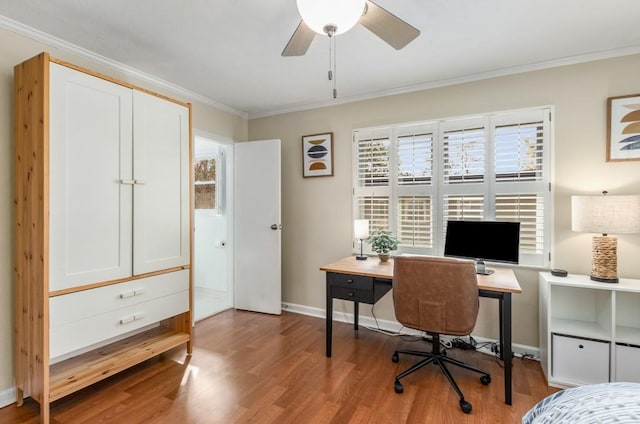 office area featuring ceiling fan, ornamental molding, and light hardwood / wood-style floors