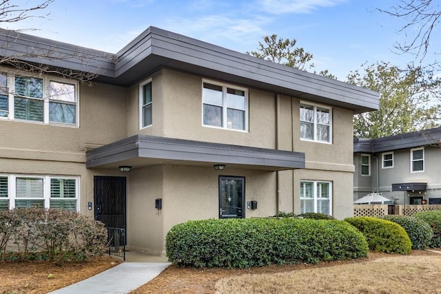 view of townhome / multi-family property