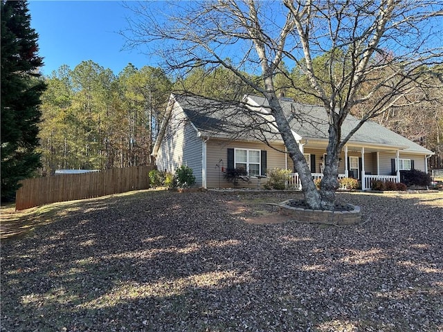 view of front of home featuring a porch