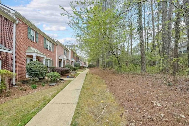 view of road featuring a residential view