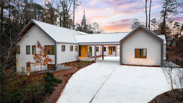 modern farmhouse with covered porch