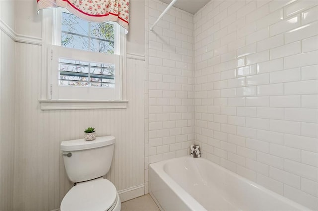 220 Spring Branch Dr, Canton, GA 30115 - bathroom with toilet and washtub / shower combination