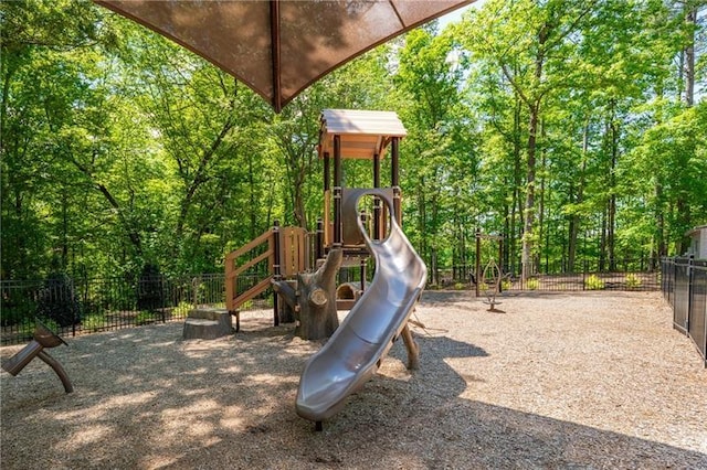 3680 Milton Park Dr, Alpharetta, GA 30022 - view of play area with fence