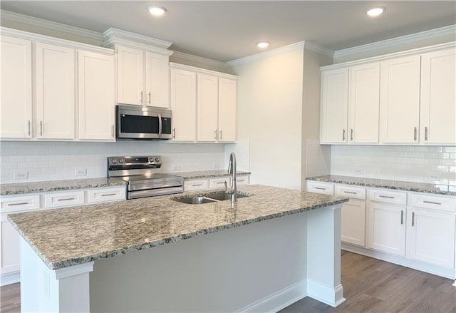 3817 Billabong Trl Unit 104, Gainesville, GA 30506 - kitchen with appliances with stainless steel finishes, dark wood-style flooring, a sink, and white cabinets