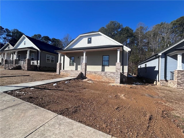 view of front of house with covered porch