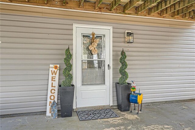 view of entrance to property