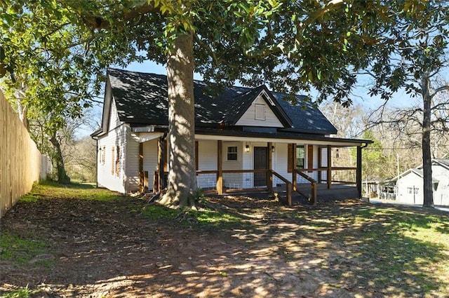 view of front of property with covered porch