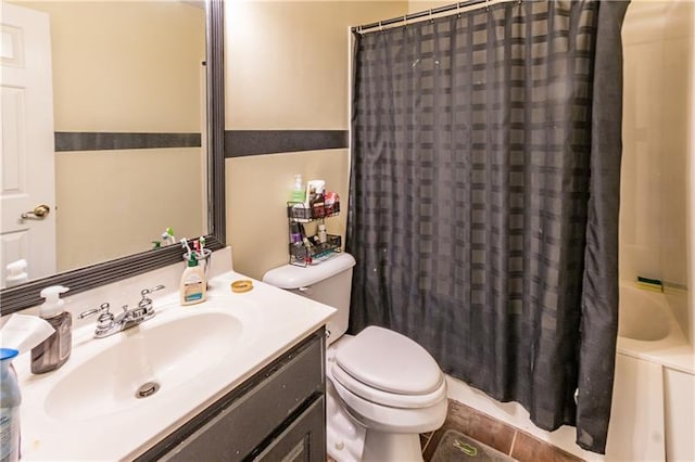 full bathroom featuring toilet, shower / tub combo, and vanity