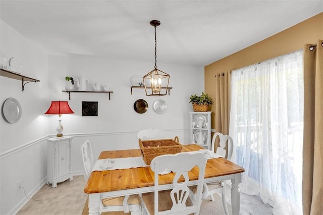 6863 Recreation Ln, Acworth, GA 30102 - dining space featuring a chandelier
