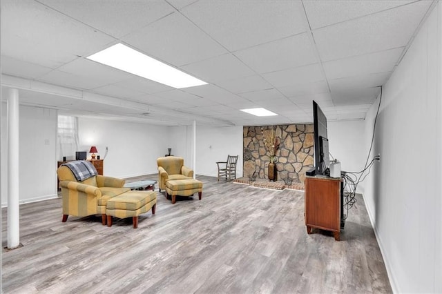 6863 Recreation Ln, Acworth, GA 30102 - living area featuring wood finished floors and baseboards