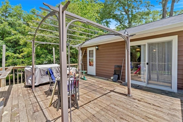 6863 Recreation Ln, Acworth, GA 30102 - view of wooden deck