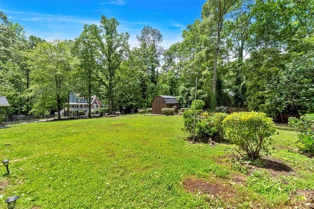 6863 Recreation Ln, Acworth, GA 30102 - view of yard