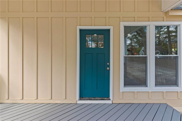 599 Daniel Ave, Decatur, GA 30032 - property entrance with board and batten siding