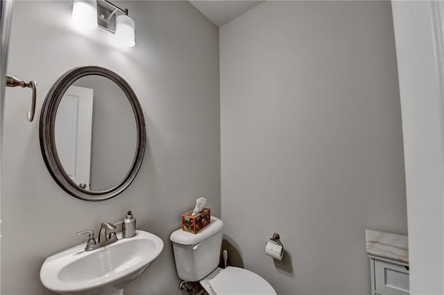 2719 Hedgeway Cir, Kennesaw, GA 30144 - half bath featuring a sink and toilet