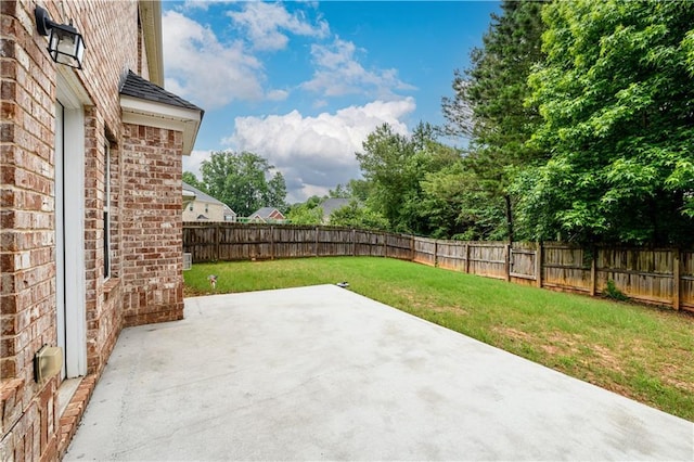 1076 Scenic Park Trl, Lawrenceville, GA 30046 - view of patio / terrace