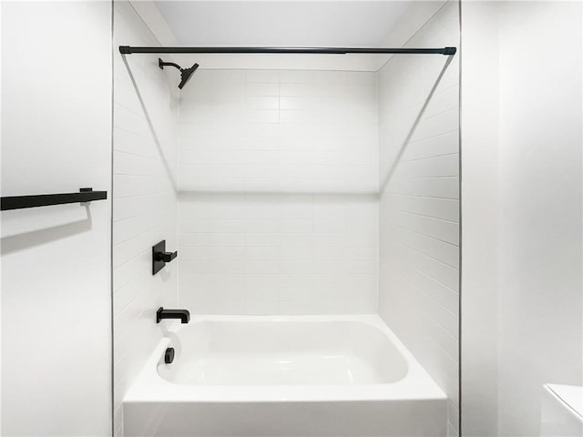 371 Pratt Dr SE Unit 203, Atlanta, GA 30315 - bathroom featuring bathtub / shower combination