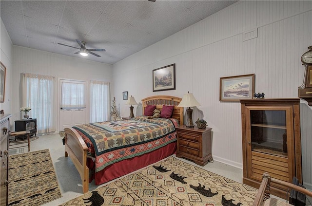 bedroom featuring ceiling fan