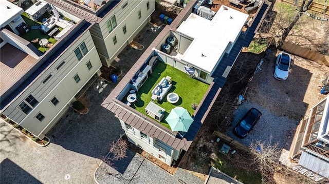 bird's eye view with a residential view