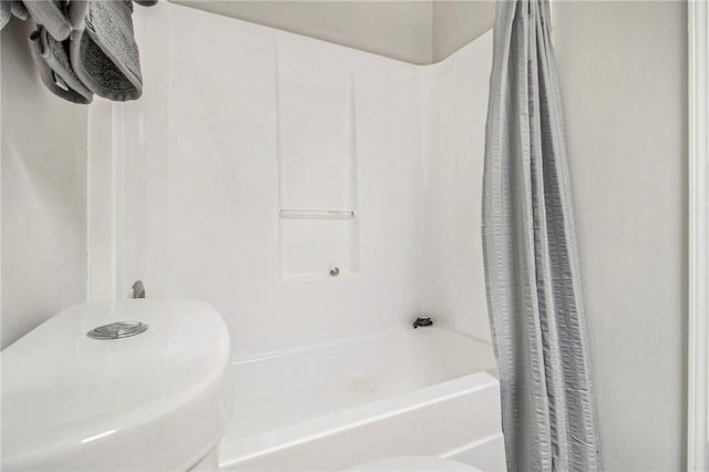 2376 Wellington Cir, Lithonia, GA 30058 - full bathroom with shower / bathtub combination with curtain