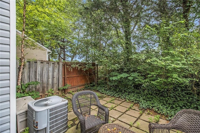 2376 Wellington Cir, Lithonia, GA 30058 - view of yard featuring a patio